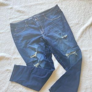Mossimo Mid Rise Denim Jegging Size 18/34R